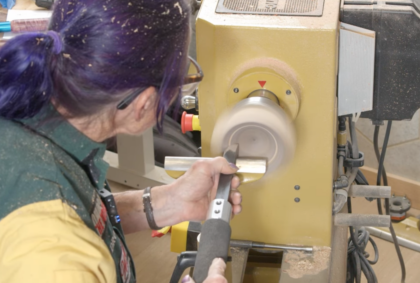 Boxes and Finials with Cindy Drozda