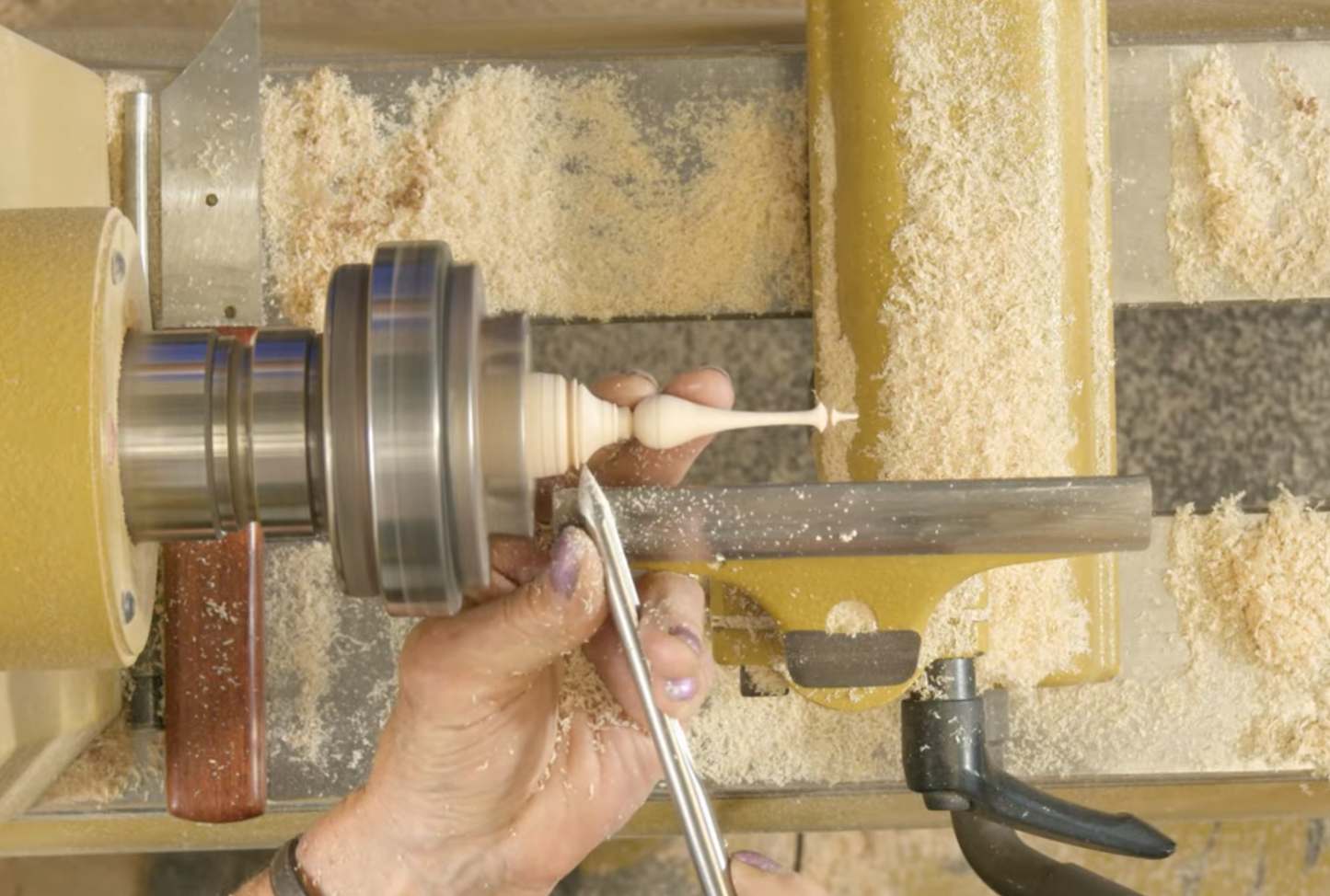 Boxes and Finials with Cindy Drozda